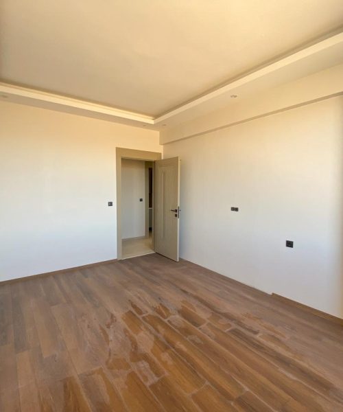 WhatsApp Image 2025-12-13 at 18.57.37 (1)